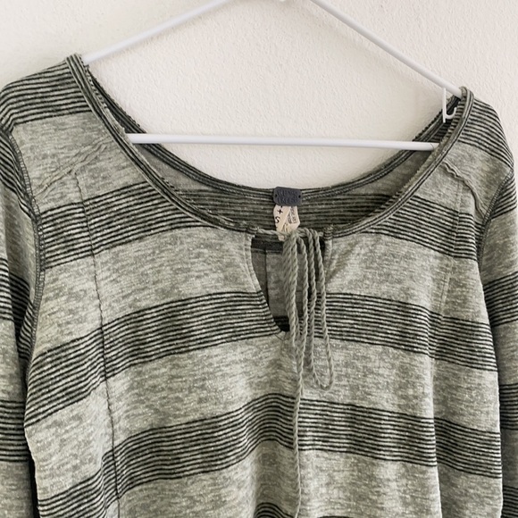 Free People Boho Green Striped Flare Long Sleeve Top - Picture 6 of 12